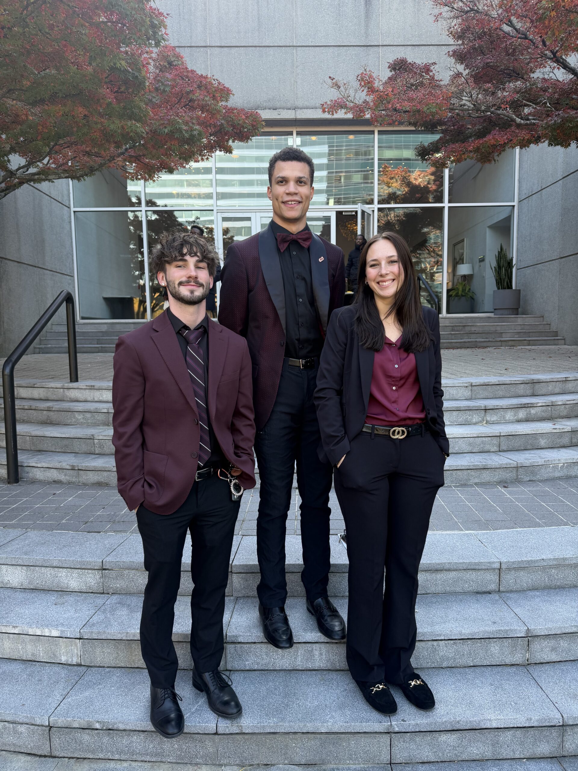 Deadline Complete team working together